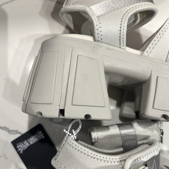 Darker Wavs UTOPIA PLATFORM SANDALS - GRAY - Picture 4 of 6